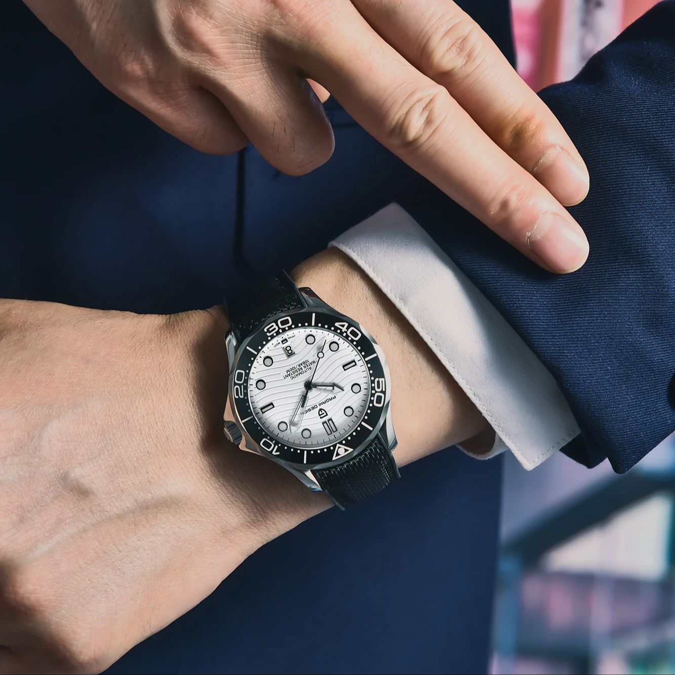 PAGANI DESIGN Modern Fashion M - Rubber Strap Diver 评论和价格